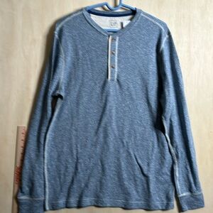 NWT Gap Henley. Size large